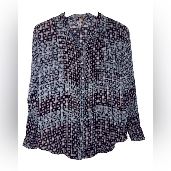Free People Chic Blue and Black Geometric Button Down long sleeve Shirt medium - Picture 1 of 7